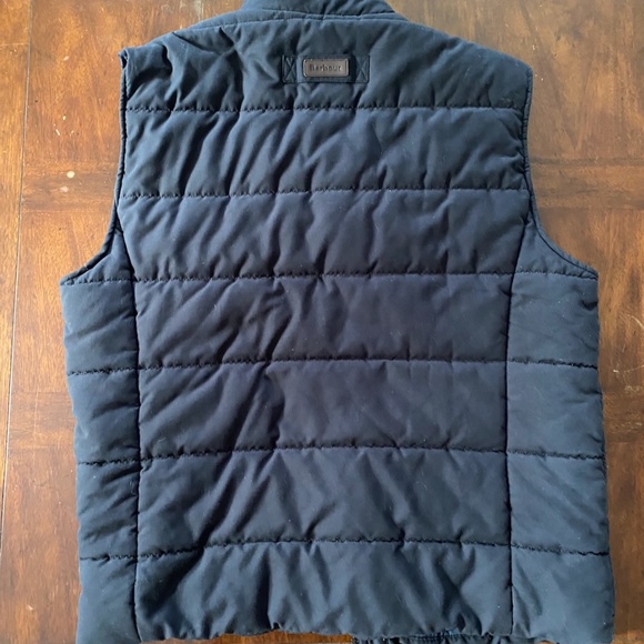 Barbour Men's Large Quilted Puffer Zip-Front Vest with Moleskin Patch Trim - Picture 10 of 10